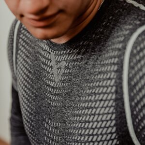 BAUER Elite Seamless Baselayer Top Senior